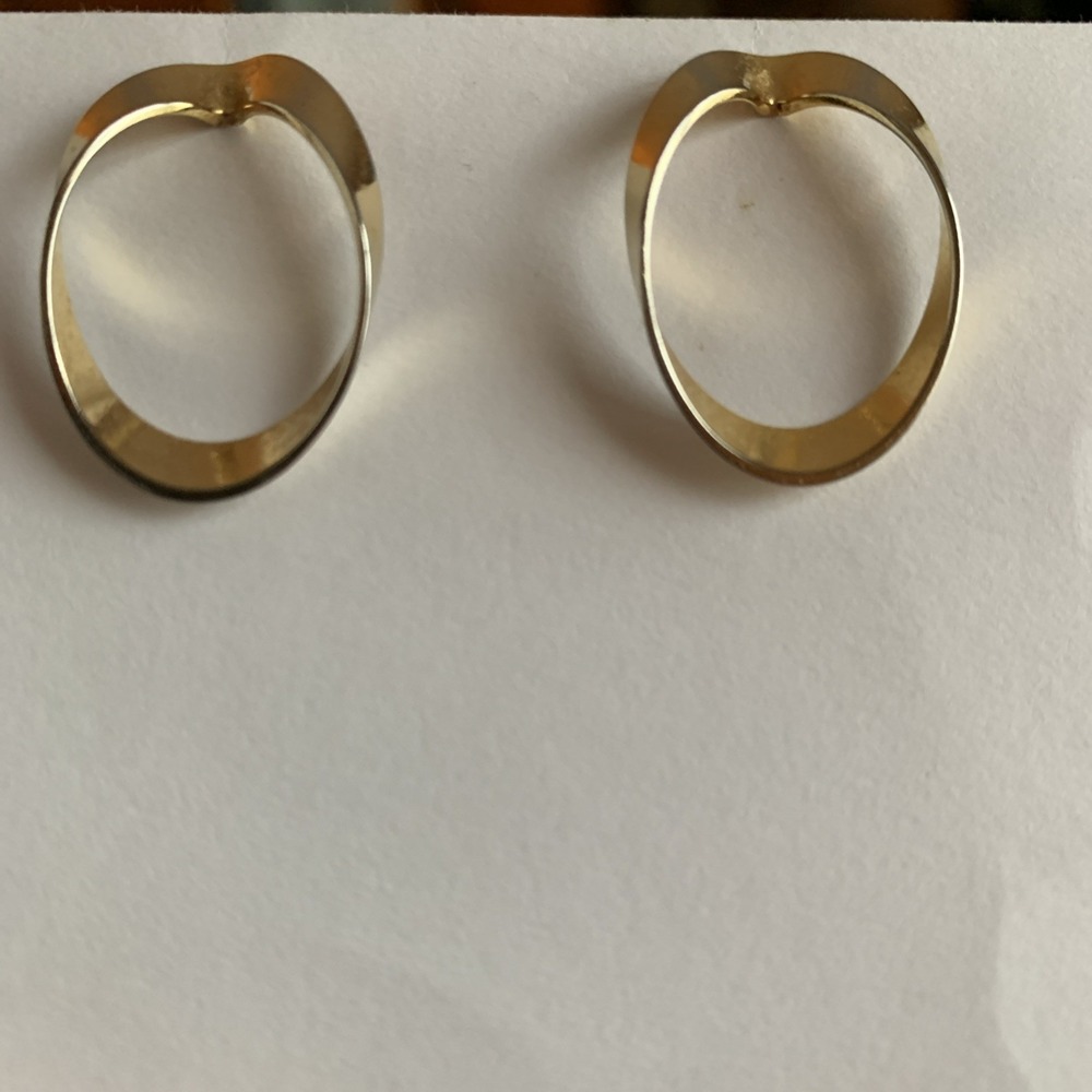 Vintage Gold Tone Dangle Earrings - Picture 4 of 5